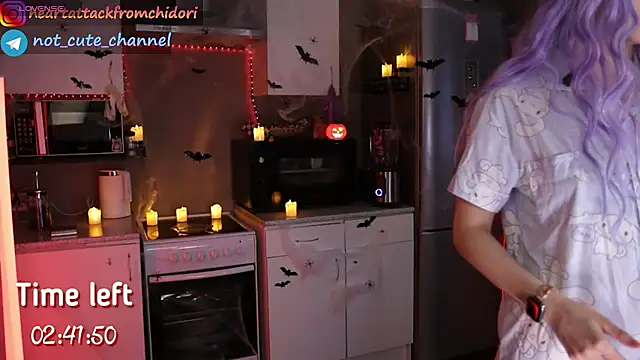 yourcutewaifu online show from October 2025 08:11:01 AM