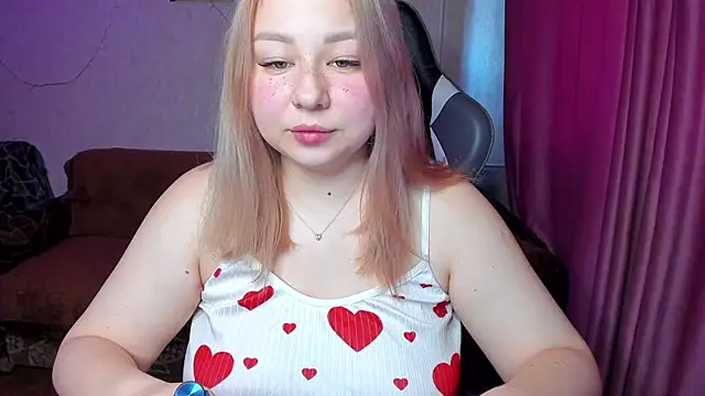 Milafoxxxy online show from October 2025 09:10:02 AM
