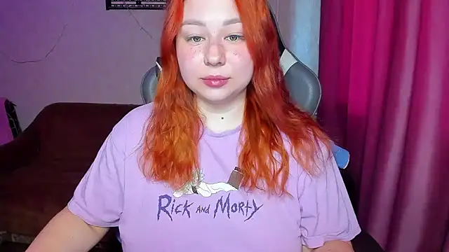 Milafoxxxy online show from September 2025 08:18:02 AM