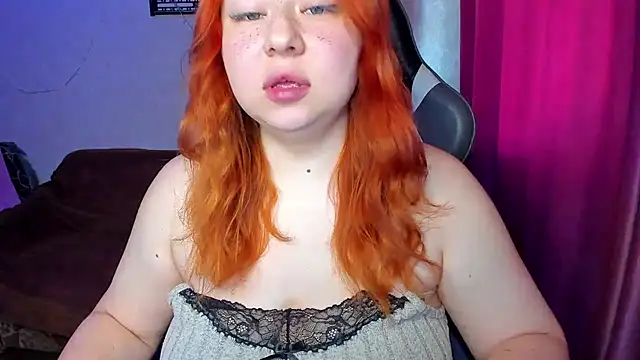 Milafoxxxy online show from September 2025 09:04:02 AM