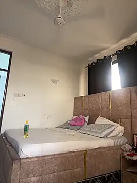 sexyziva online show from April 2026 09:05:01 AM