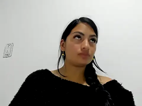 SamanthaBeke online show from April 2026 02:07:01 AM