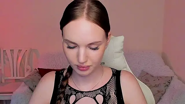 Snapshot of MishkaMe chatting on July 2026 03:45:01 PM MishkaMe online show from July 2026 03:45:01 PM