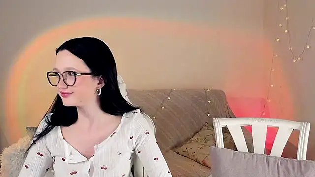 Snapshot of MishkaMe chatting on November 2025 02:28:02 PM MishkaMe online show from November 2025 02:28:02 PM