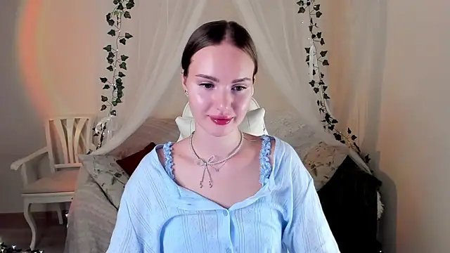 MishkaMe online show from September 2025 04:16:01 PM