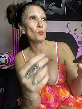 Snapshot of TheDime chatting on July 2026 05:41:01 AM TheDime online show from July 2026 05:41:01 AM