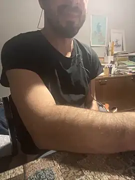 giorgakaci69 online show from April 2026 09:28:02 PM