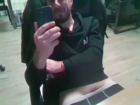 giorgakaci69 online show from February 2025 09:04:01 PM