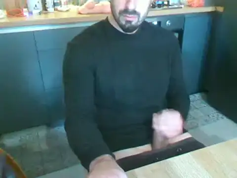 giorgakaci69 online show from December 2024 11:07:01 AM