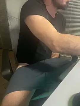 giorgakaci69 online show from February 2026 01:02:01 AM