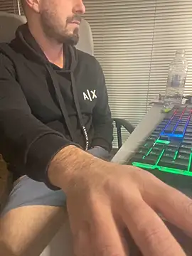 giorgakaci69 online show from February 2026 10:20:01 PM