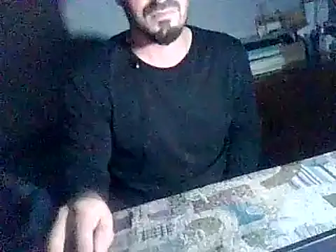 giorgakaci69 online show from September 2025 09:44:02 PM