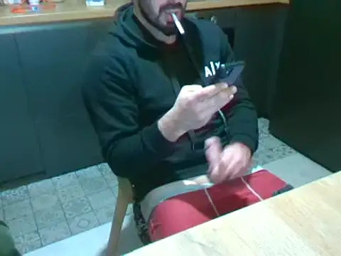 giorgakaci69 online show from December 2024 04:12:01 AM