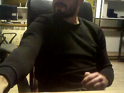 giorgakaci69 online show from December 2024 06:46:02 PM