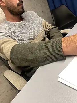 giorgakaci69 online show from October 2025 05:24:01 PM