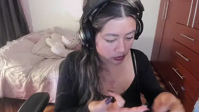 StephaniFox online show from December 2025 11:10:01 PM