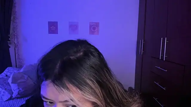 StephaniFox online show from November 2025 02:27:01 AM