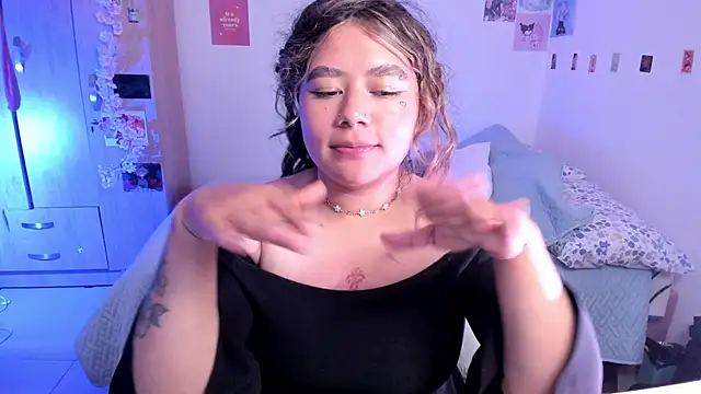 StephaniFox online show from March 2025 03:23:02 AM