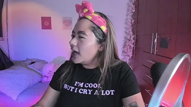 StephaniFox online show from September 2025 01:22:01 AM
