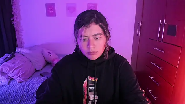StephaniFox online show from October 2025 01:51:02 AM