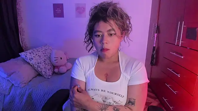StephaniFox online show from October 2025 12:45:02 AM