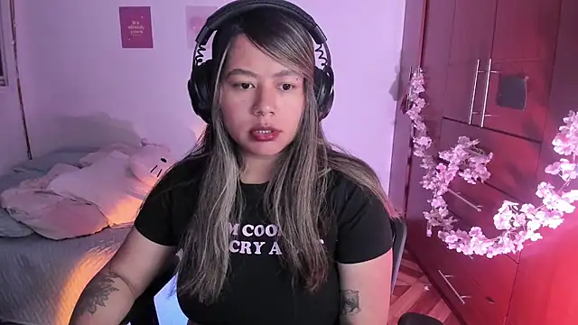 StephaniFox online show from October 2025 12:03:01 AM