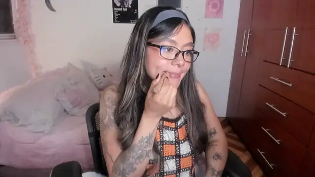 StephaniFox online show from January 2026 04:49:02 AM