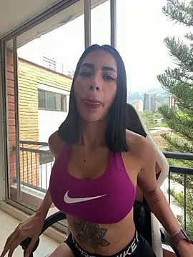 Dj scarlettmorreti online show from December 2025 05:38:01 PM