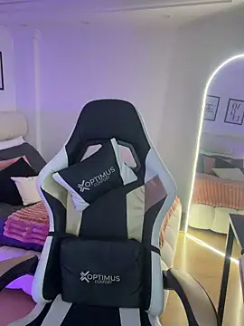 Snapshot of Dj_scarlettmorreti chatting on November 2025 09:09:02 PM Dj scarlettmorreti online show from November 2025 09:09:02 PM