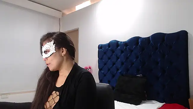 Snapshot of LoveAzuka_ chatting on September 2025 01:27:02 PM LoveAzuka online show from September 2025 01:27:02 PM