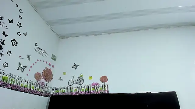 Snapshot of LariissaWilson chatting on October 2025 02:04:02 AM LariissaWilson online show from October 2025 02:04:02 AM