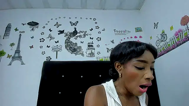 Snapshot of LariissaWilson chatting on October 2025 04:35:02 AM LariissaWilson online show from October 2025 04:35:02 AM