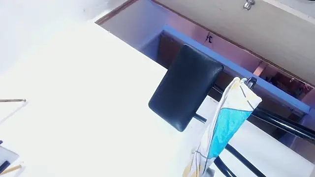 taniabigxx online show from February 2026 09:47:01 PM