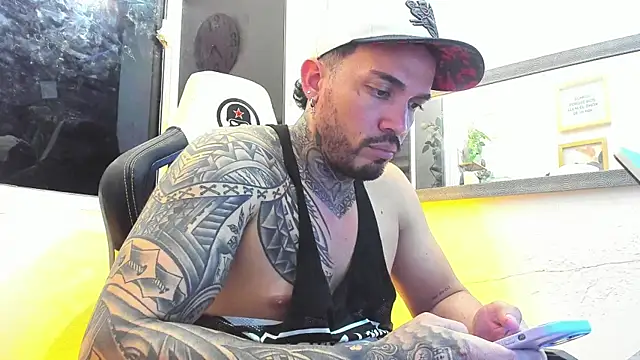 Angel sex latin online show from February 2025 08:21:02 AM