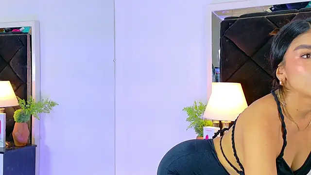 Holly Brensonexx  online show from October 2025 01:25:01 PM