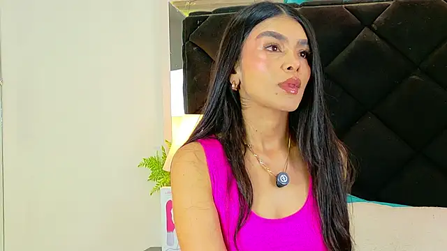 Holly Brensonexx  online show from November 2025 12:53:01 PM