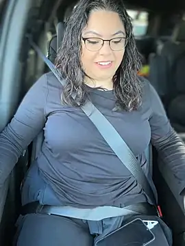 miacanela xo online show from February 2026 09:22:01 PM