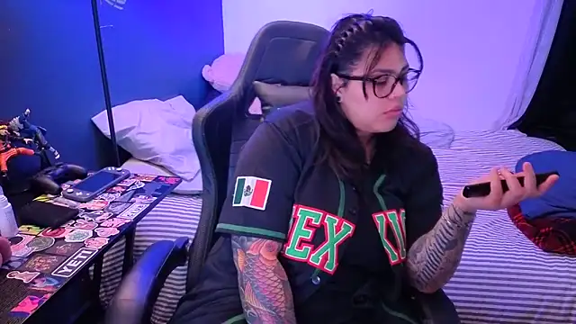 miacanela xo online show from May 2026 12:44:02 AM