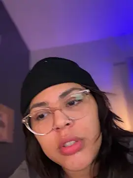 Snapshot of miacanela_xo chatting on November 2025 12:33:02 AM miacanela xo online show from November 2025 12:33:02 AM