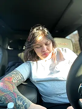 miacanela xo online show from December 2025 09:04:02 PM