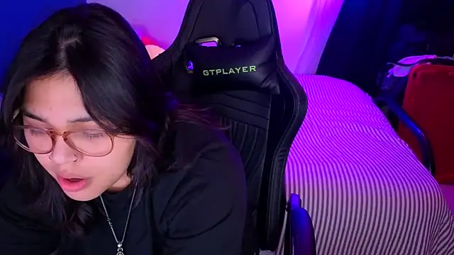 miacanela xo online show from February 2026 02:32:02 AM