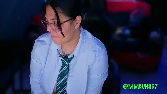 Snapshot of miacanela_xo chatting on November 2025 01:01:02 AM miacanela xo online show from November 2025 01:01:02 AM