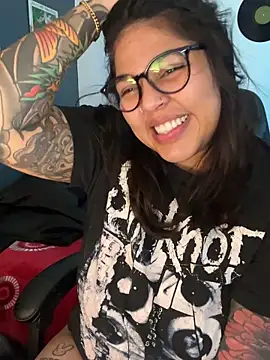 miacanela xo online show from April 2026 02:26:01 AM