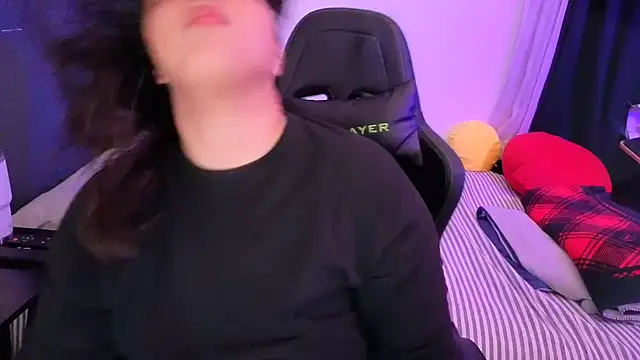 miacanela xo online show from March 2026 12:54:01 AM