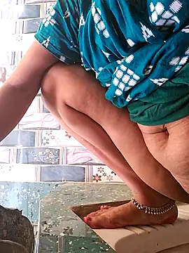 Snapshot of HotSexyBoudi chatting on April 2026 08:04:02 AM HotSexyBoudi online show from April 2026 08:04:02 AM