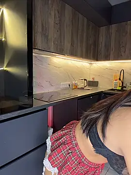 Melisa Ester online show from October 2025 04:06:02 PM