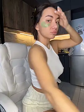 Melisa Ester online show from November 2025 09:57:01 AM