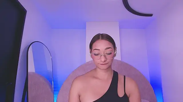 vale ross  online show from March 2026 03:07:01 AM