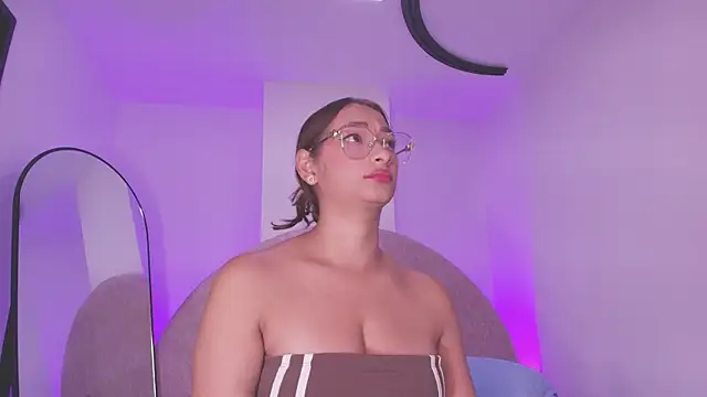 vale ross  online show from April 2026 03:12:01 AM