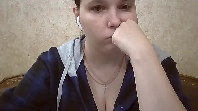 JeorginaJ online show from November 2025 01:43:02 PM